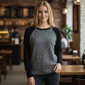 Banana Republic Gray/Black Merino Wool Crew Neck Sweater Italian Yarn Size Small